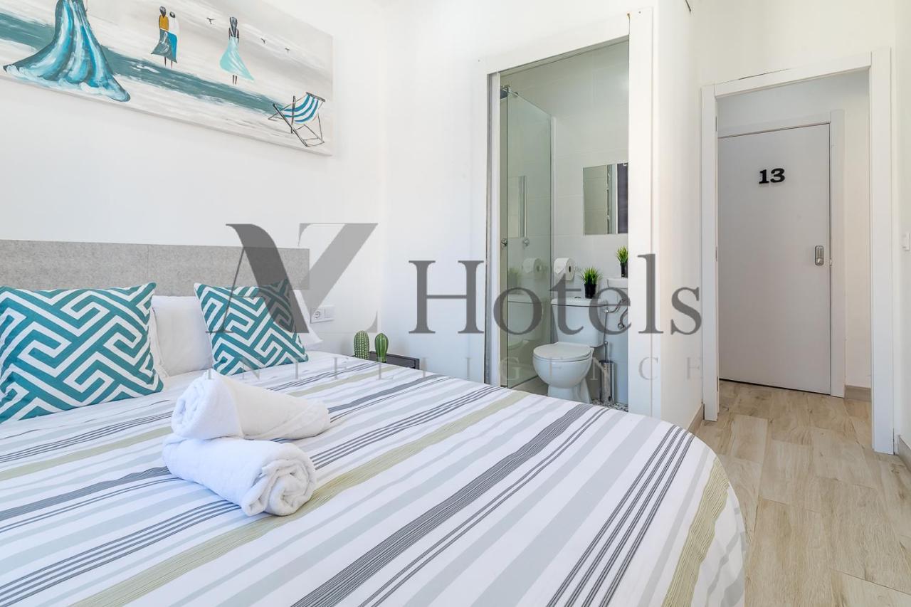 Ayz Silvela - Auto Check-In Property Málaga Exteriör bild
