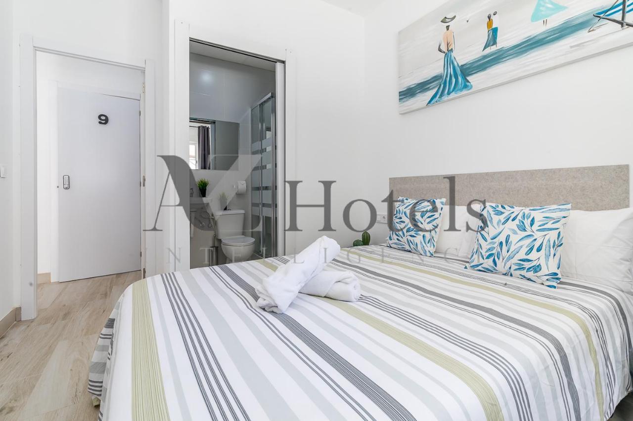 Ayz Silvela - Auto Check-In Property Málaga Exteriör bild